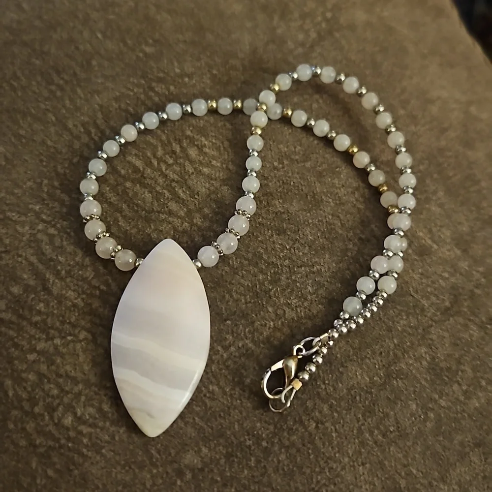 HANDMADE Rose Quartz Beaded Necklace - Picture 6 of 6